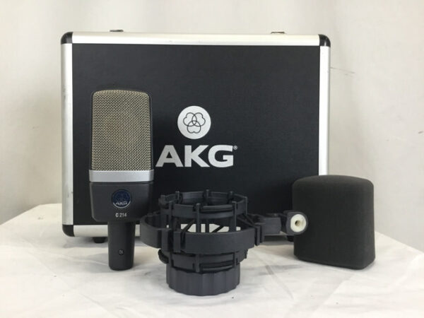 AKG C214
